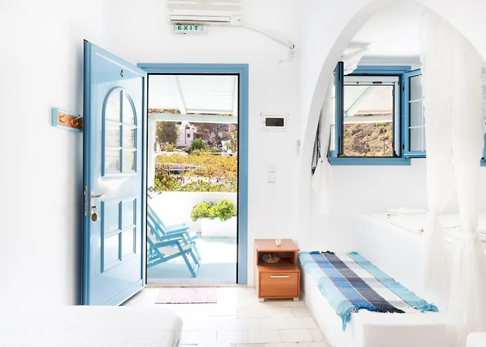 Beachfront Lampis Dolphin 4 *