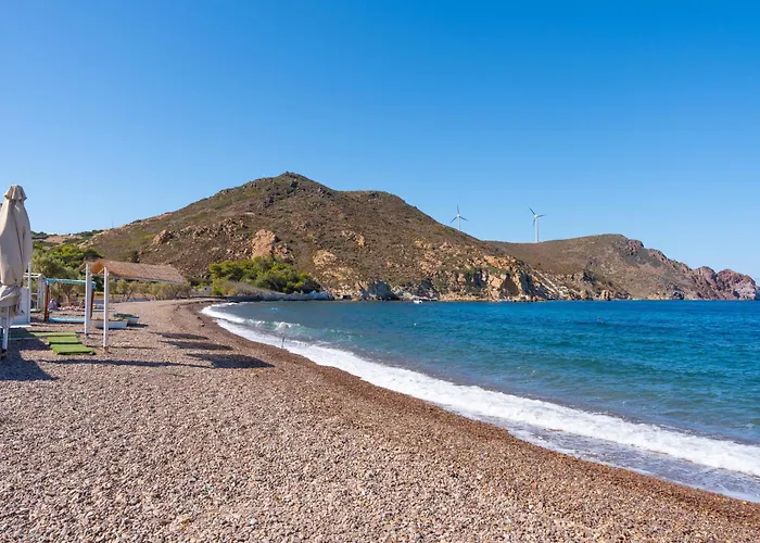 Beachfront Lampis Dolphin 4 *